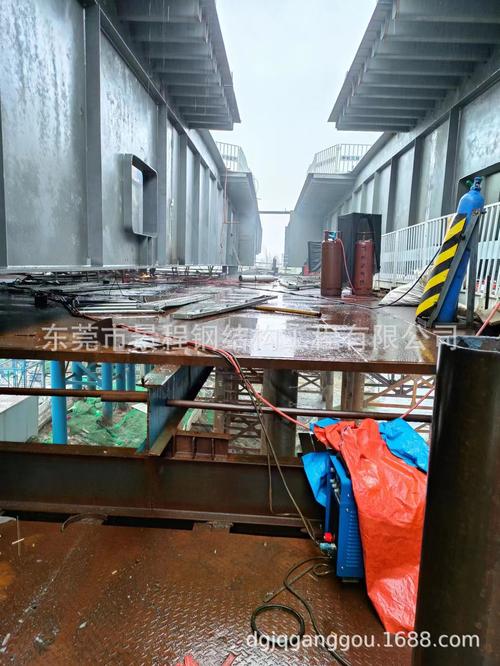 广州跨河钢结构桁架安装工程 清远钢结构桁架拉索桥梁制作厂家